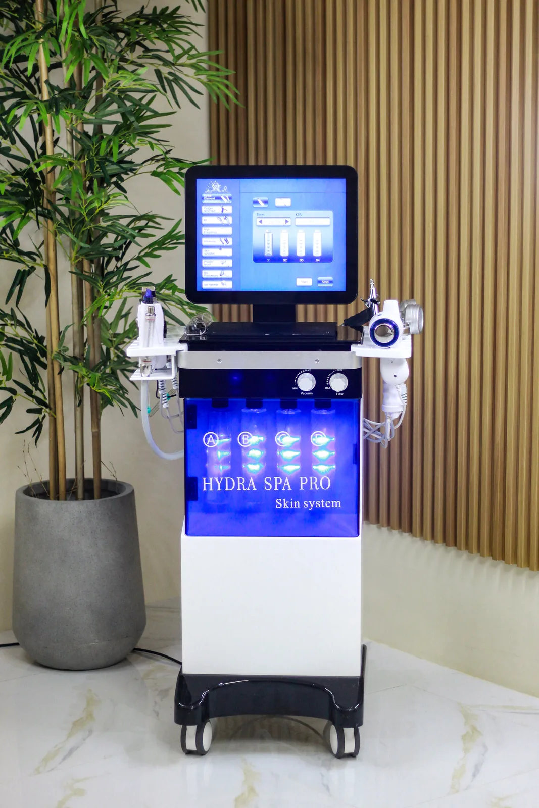 Hydra Spa Pro facial machine
